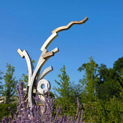 sculpture and flowers in Clive