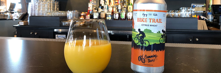 Two drinks on a table