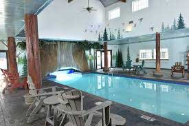 Stoney Creek Hotel indoor pool